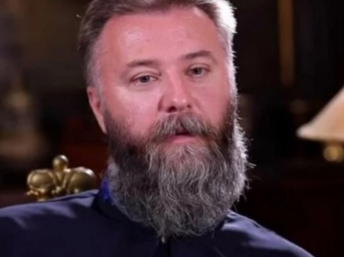 Otac Predrag Popović