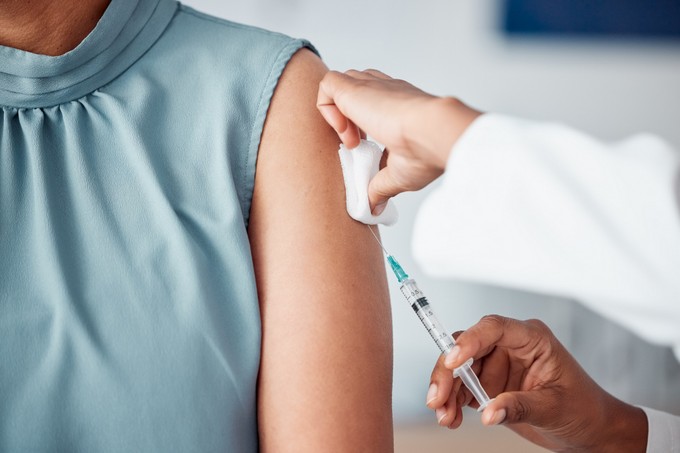 NNGYK: a háziorvosnál igényelhetők december elejétől az ingyenes Covid-vakcinák