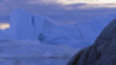 Gigantyczna góra lodowa płynie do Kanady