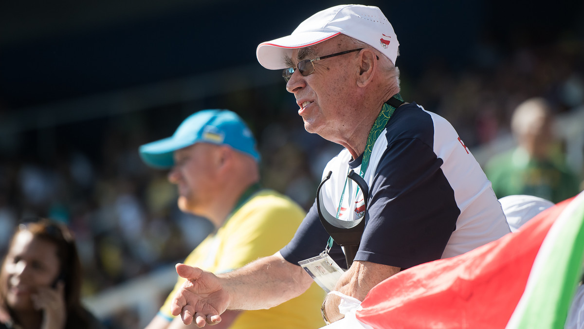 Czesław Cybulski, legendarny trener rzutu młotem, po igrzyskach olimpijskich w Rio de Janeiro nie będzie już współpracował z Pawłem Fajdkiem. Jak okazało się we wtorek, nie będzie również prowadził dwóch utalentowanych młociarek, Joanny Fiodorow i Malwiny Kopron. Rozstania odbyły się w burzliwych okolicznościach.