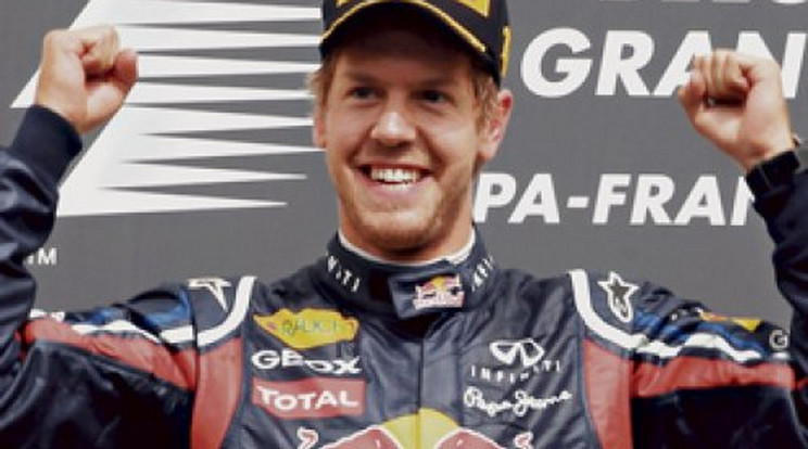 Vettel nevet a végén?