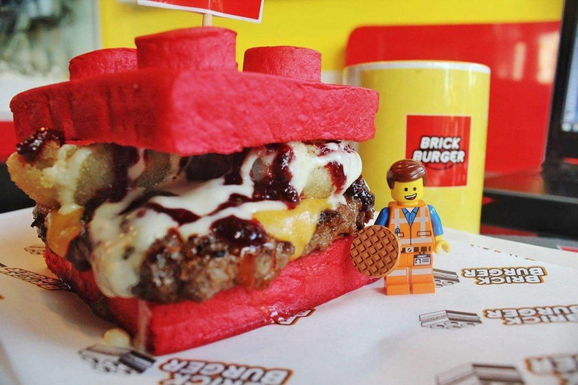 Ta restauracja serwuje LEGO-burgery!