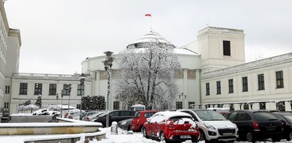 Tego jeszcze nie było! Afera z papierem toaletowym w Sejmie. O co chodzi?