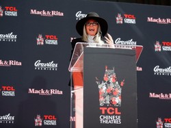 76-letnia Diane Keaton doskonale wygląda i świetnie się bawi. FOTO