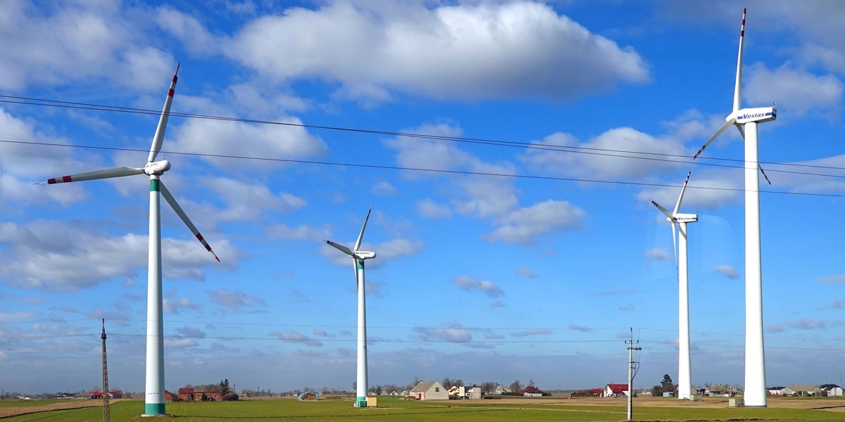 Inwestycje w nowe farmy wiatrowe w Unii Europejskiej w 2018 roku były podobnej wielkości, co w ubiegłych latach, ale przy rekordowej łącznej mocy tworzonych obiektów