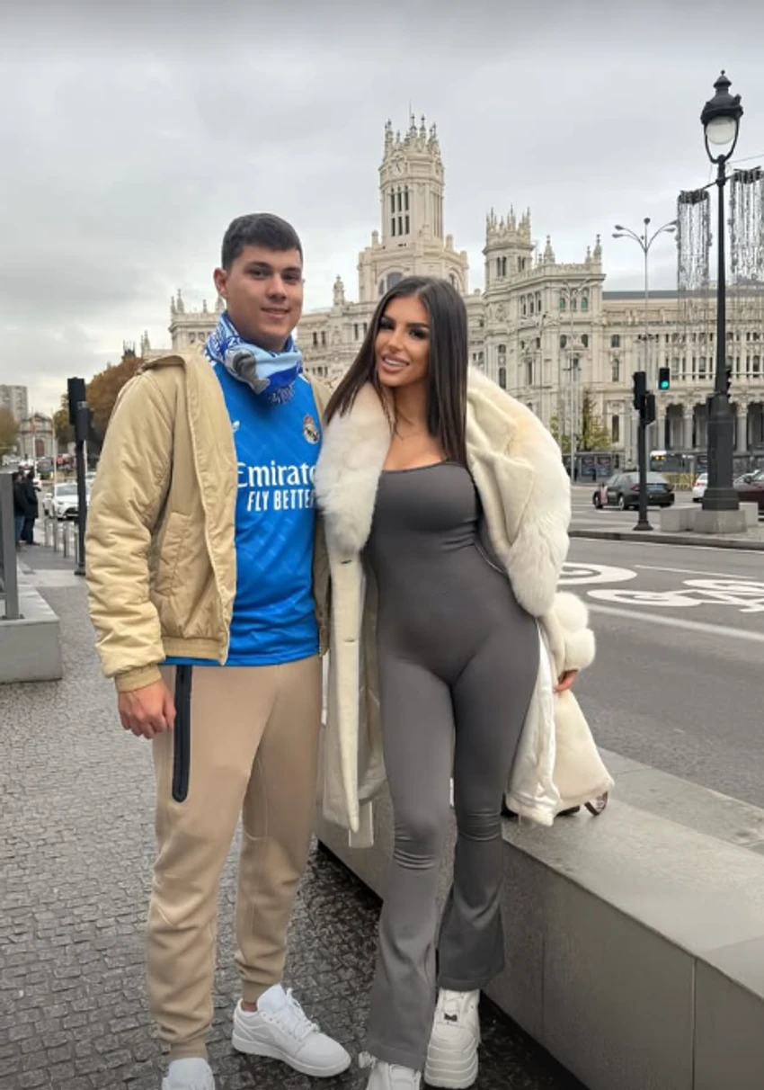 Ena i Peja napustili Srbiju