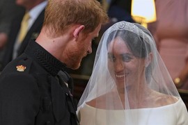 Ovaj proizvod za usne proda se na svaka DVA MINUTA širom sveta! Megan Markl ga je nosila na svom venčanju - savršen je za svaki ten i FENOMENALNO POVEĆAVA USTA