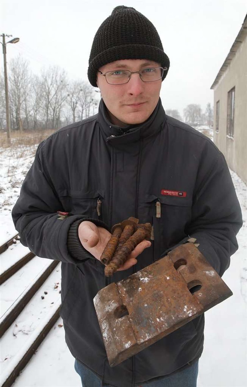 UKRADLI SROBY I PODKLADY KOLEJKI W ROGOWIE