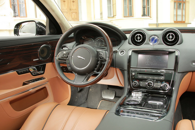 Jaguar XJ 3.0 Diesel: luksus dla znudzonych