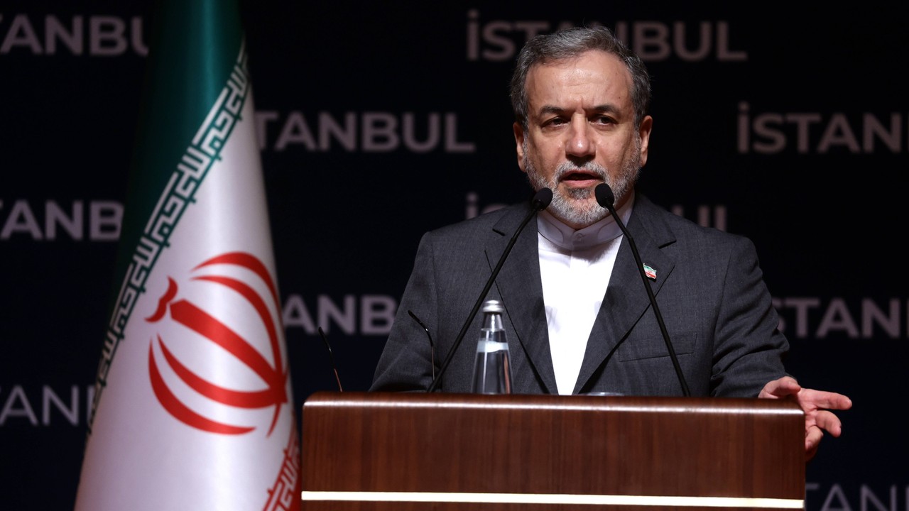 Iran stawia USA warunki. Żąda odszkodowania za atak na swoje obiekty jądrowe. "Droga do negocjacji jest wąska, ale nie jest niemożliwa"