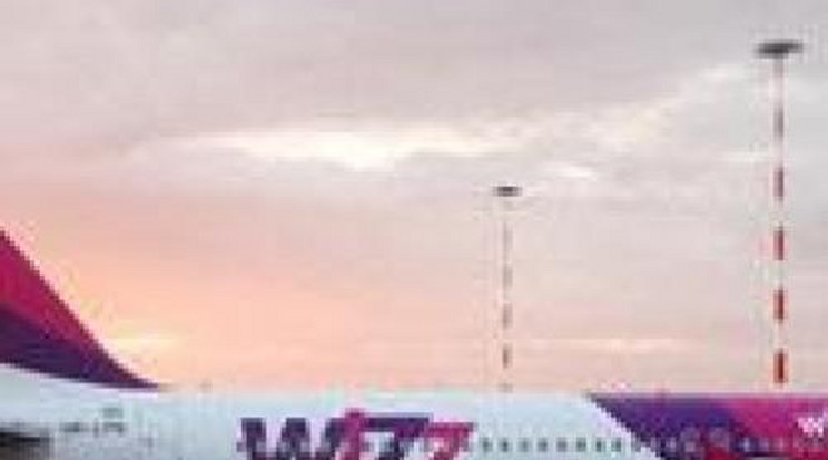 Kényszerleszállást hajtott végre a Wizz Air repülőgépe