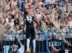 Miedź Legnica po raz pierwszy w historii zagra w Ekstraklasie. Awans wywalczyło też Zagłębie Sosnowiec