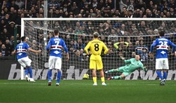 Skorupski bohaterem. Obronił rzut karny, Bologna pokonała Sampdorię [WIDEO]