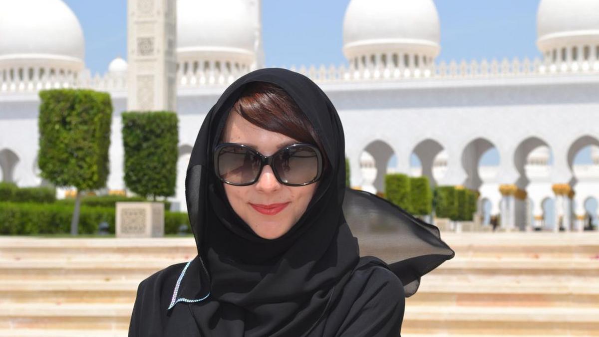 Polka w Emiratach: Panie w nikabach pytały, dlaczego nie chcę przejść na  islam. Ich zdaniem to wspaniała religia dla kobiet - Dziennik.pl