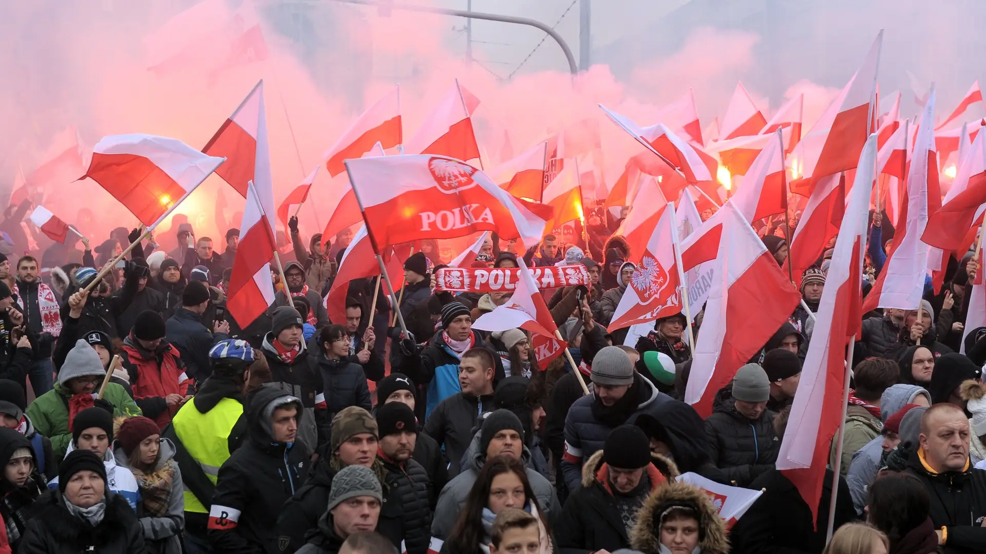 "Bąkiewicz ma problem". Na trasie Marszu Niepodległości zgłoszono inne zgromadzenie