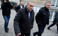 Siemoniak: Przyjmujemy inicjatywę prezydenta z otwartością, ale i "dużą ostrożnością"