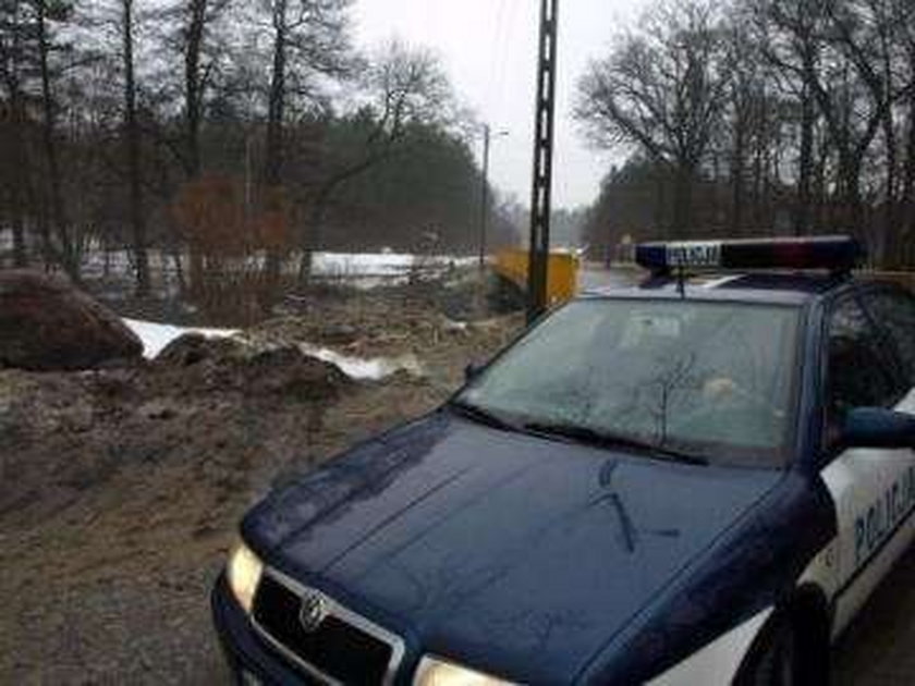 Na widok policjantów skoczył...do rzeki!