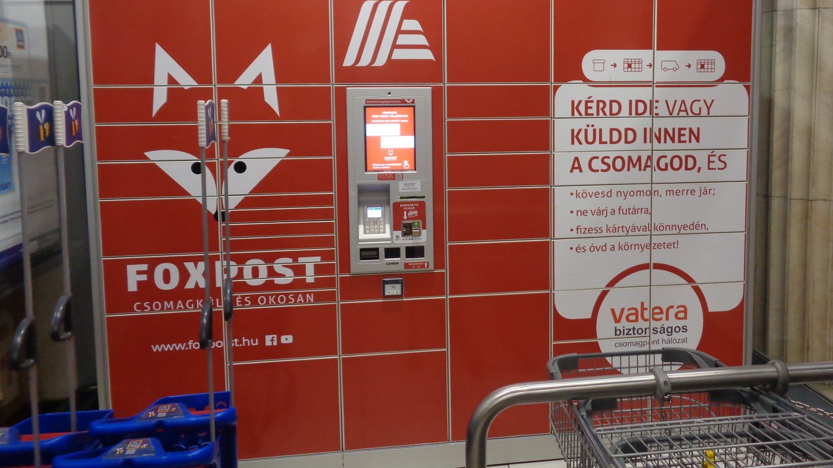 Külföldi kézbe kerül a Foxpost: a Packeta tulajdonosa veszi meg