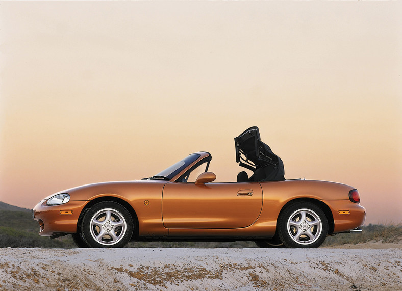 Mazda MX-5 II gen