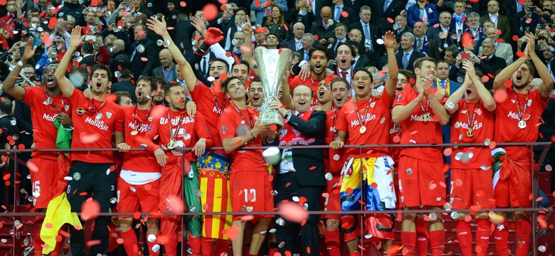 Sevilla triumfuje w finale Ligi Europy! Tak Krychowiak i jego koledzy pokonali Dnipro. WIDEO