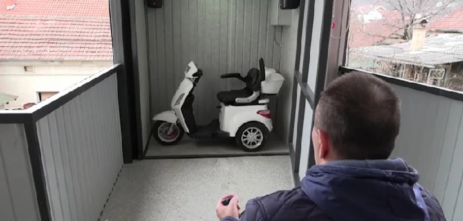 Sugrađani Nenadu obezbedili lift