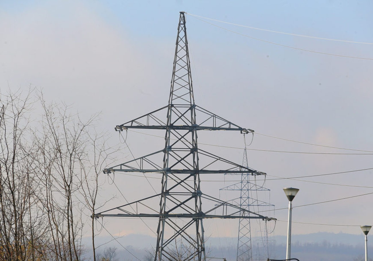 Potrošnja struje u Crnoj Gori u junu je bila 15,41 odsto veća nego u maju