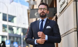 Rzecznik PiS: Jakiekolwiek mrzonki o Polexicie to kompletna nieprawda