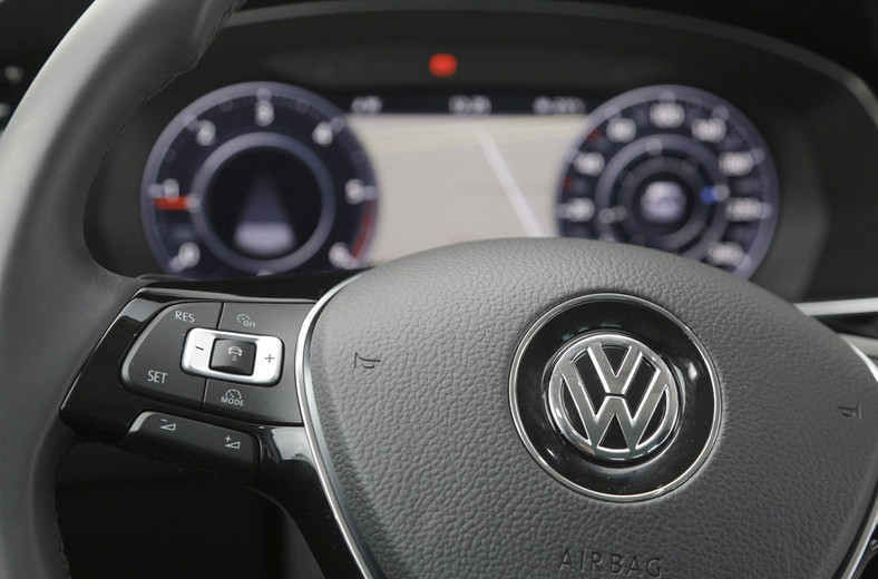Volkswagen Passat Alltrack - płać i szpanuj na... asfalcie