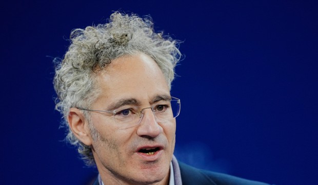 "Samo dve vrste ljudi će uspeti u eri veštačke inteligencije"! Milijarder upozorava