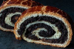 Kultowy makowiec siostry Anastazji. Prosty i z przepysznym lukrem