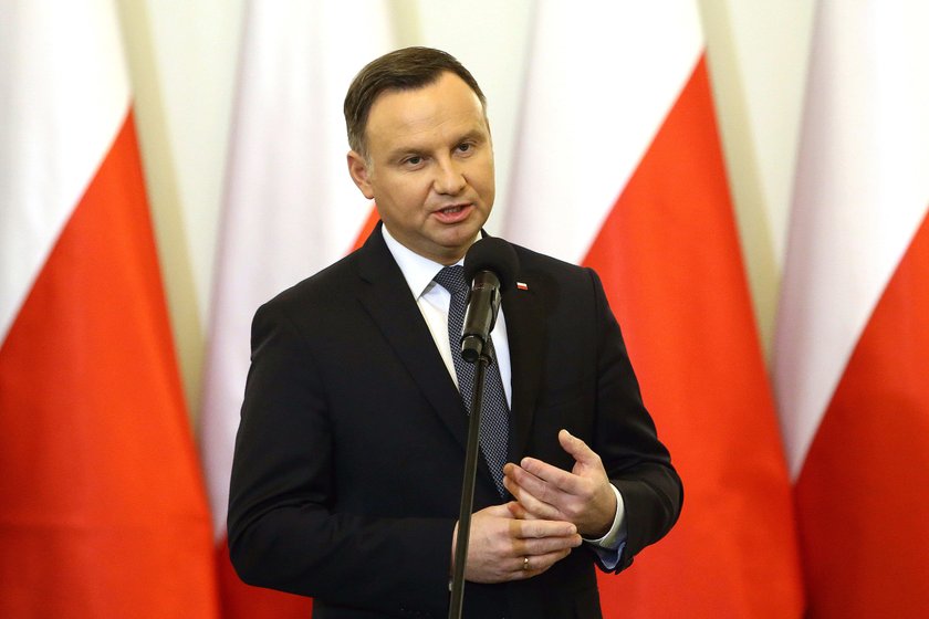 Prezydent Andrzej Duda ogłosił żałobę narodową