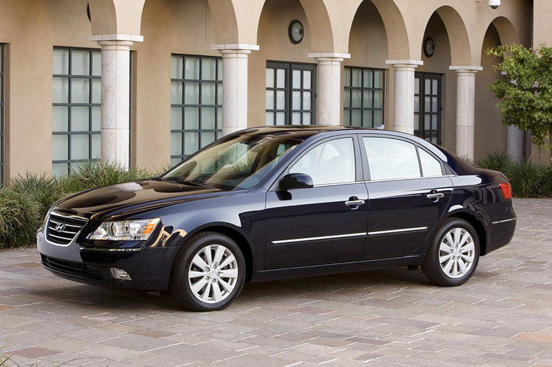 Chicago 2008: Hyundai Sonata – model 2009 na nowych zdjęciach