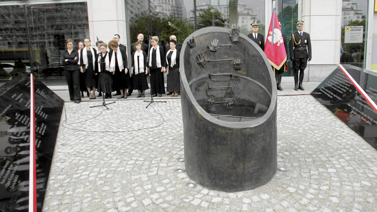 "Spojrzenia na warszawskie getto" - taki tytuł będzie nosiła nowa książka Jacka Leociaka - połączenie eseju historycznego i varsavianistycznego przewodnika po nieistniejącym mieście. Książka ukaże się 21 marca.