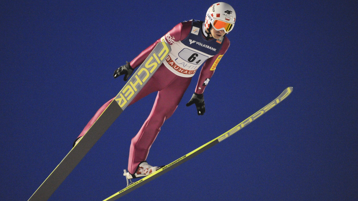 Kamil Stoch nie wytrzymał presji zawodów konkursu Pucharu Świata w Lahti. Lider polskiej kadry oddał dość przeciętny skok w drugiej serii (123,5)i plasował się tylko na piątym miejscu, nie utrzymując tym samym wyśmienitej drugiej lokaty z pierwszej odsłony. Dobrze spisała się reszta naszych kadrowiczów: Maciej Kot był 6., Piotr Żyła 12., a Krzysztof Miętus 18. Całe zawody wygrał Niemiec, Richard Freitag.