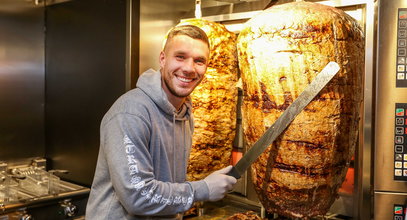 Media wyliczyły majątek Podolskiego. Dorobił się m.in. na... kebabach