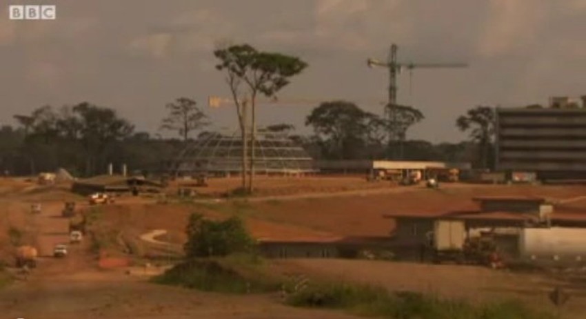 Luksuzni hoteli, univerzitet, vladine zgrade: Gradilište nove prestonice u džungli