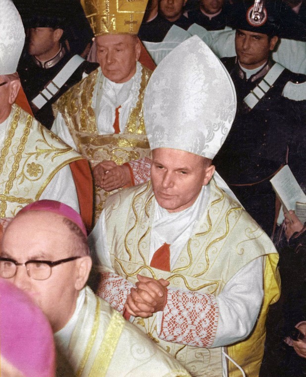 Rzym, 17.10.1971 r. Uroczystości beatyfikacyjne o. Maksymiliana Kolbe. Na zdjęciu: od góry - prymas Polski kard. Stefan Wyszyński, kard. Karol Wojtyła, bp Bolesław Kominek