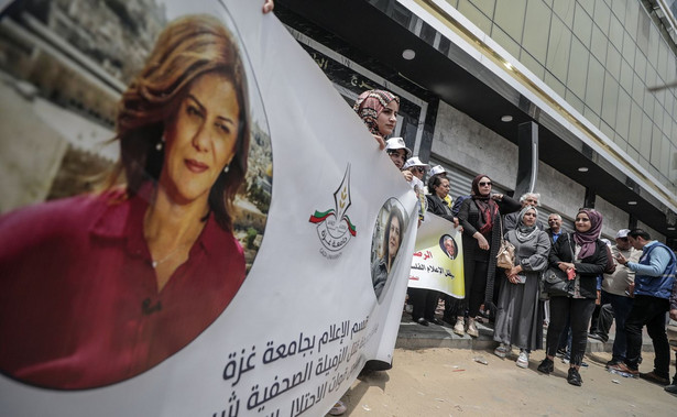 Protest przeciwko zabójstwu dziennikarki Al Jazeery Shireen Abu Akleh w Strefie Gazy