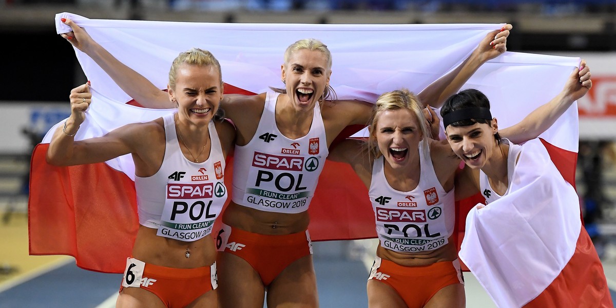 Polska sztafeta 4x400 m po zdobyciu złotego medalu - Sport