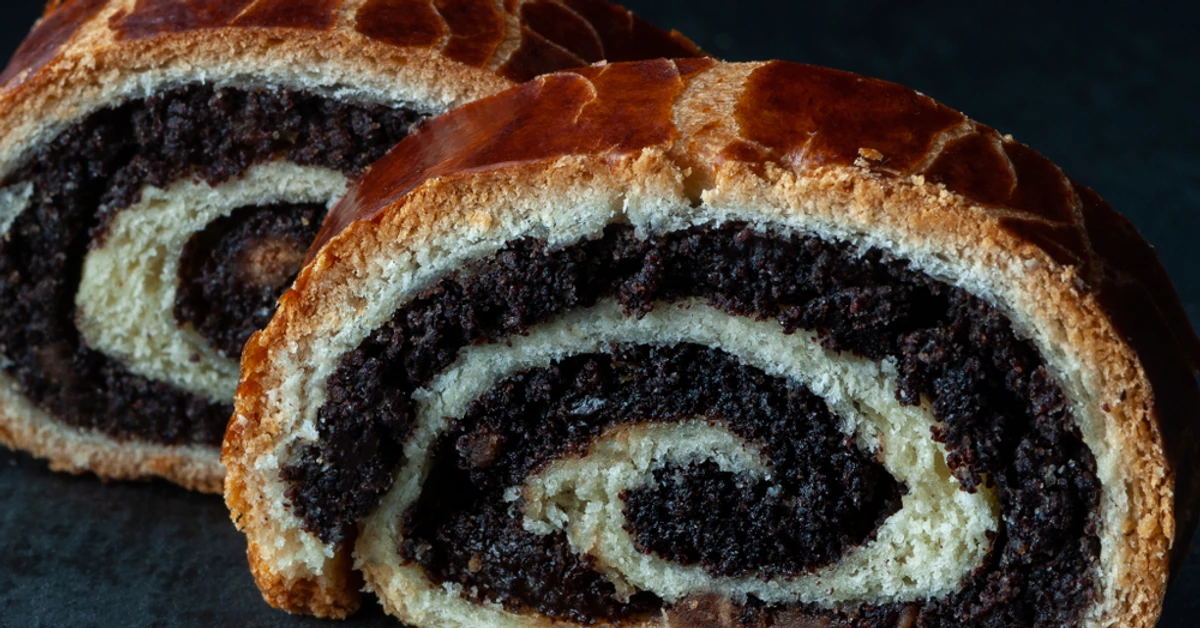 Kultowy makowiec siostry Anastazji. Prosty i z przepysznym lukrem