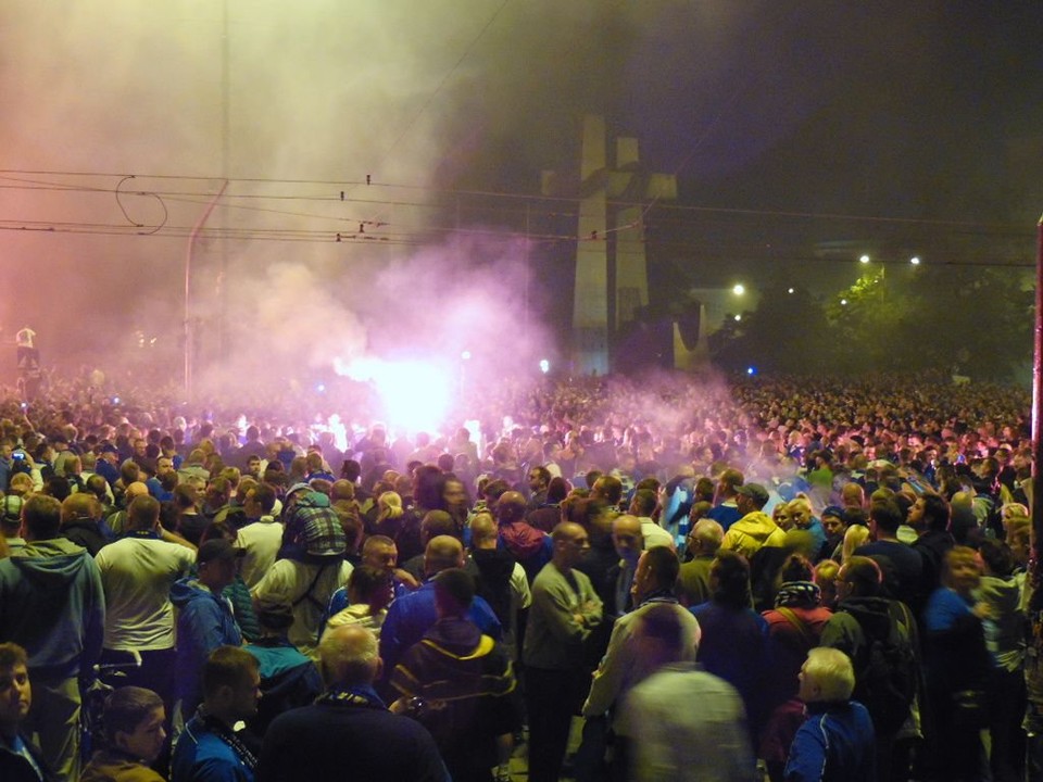 Lech Poznań Mistrzem Polski. Tysiące kibiców fetowało zwycięstwo