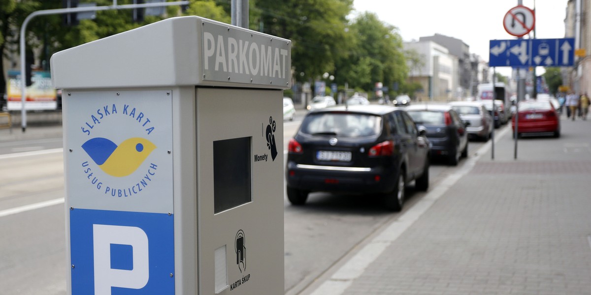 Katowice. Parkomaty na kartę ŚKUP, ale karty nie ma 