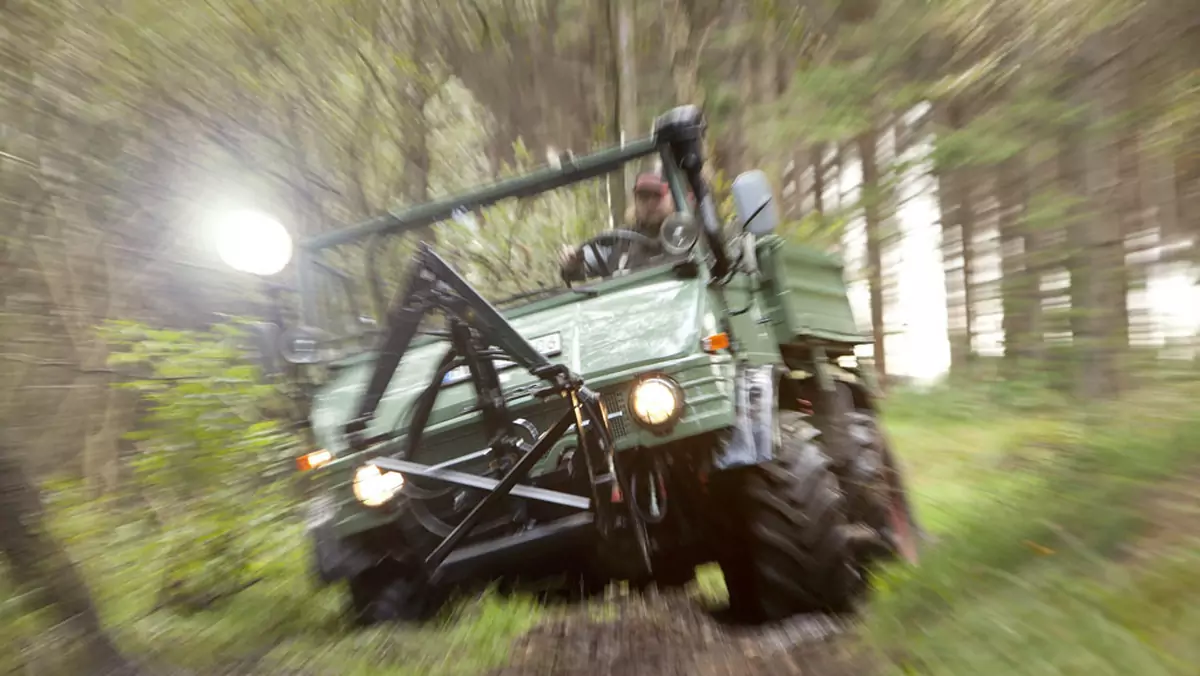 Unimog 406 - klasyk na ciężkie warunki