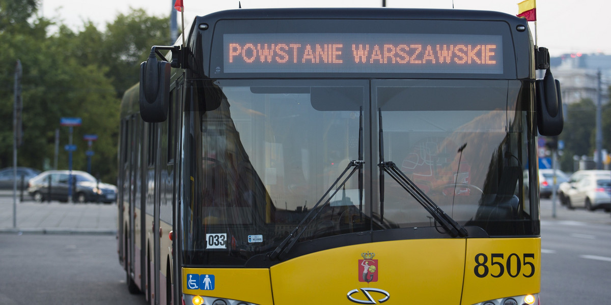 Ruszają linie powstańcze. Dowiozą pasażerów na cmentarze i do Muzeum Powstania Warszawskiego