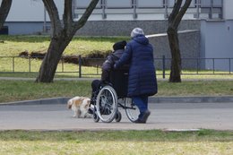 Niepełnosprawni mogą stracić uprawnienia. Wszystko przez jedną poprawkę PiS