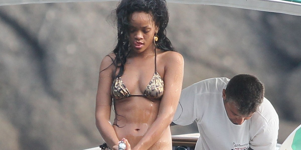 Rihanna w bikini