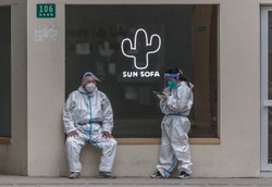 Nowy wariant koronawirusa. Rada Najwyższa Ukrainy: Pojawi się także u nas