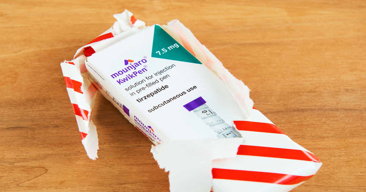 Robbie Williams going blind from weight-loss jabs - but won't quit