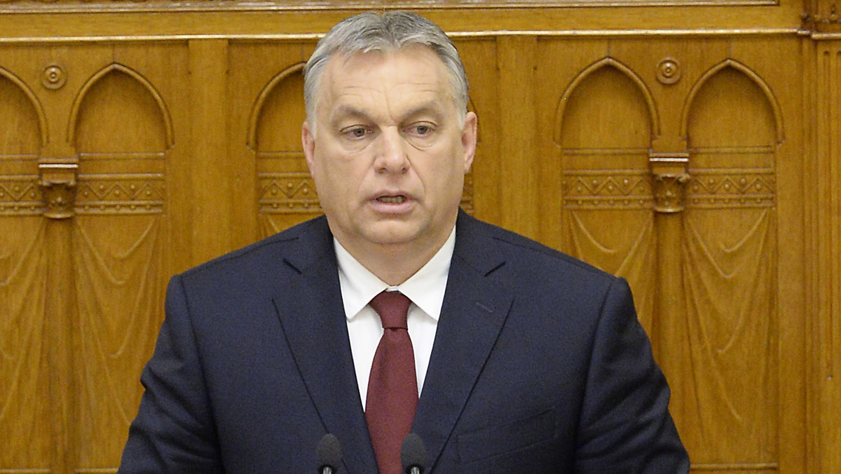 Viktor Orban zapowiedział rozpoczęcie prac nad dużymi zmianami w konstytucji Węgier. - We wrześniu rozpocznie się nad nimi dyskusja, która może według mnie potrwać rok, półtora roku – oznajmił premier w wywiadzie dla Radia Kossuth.