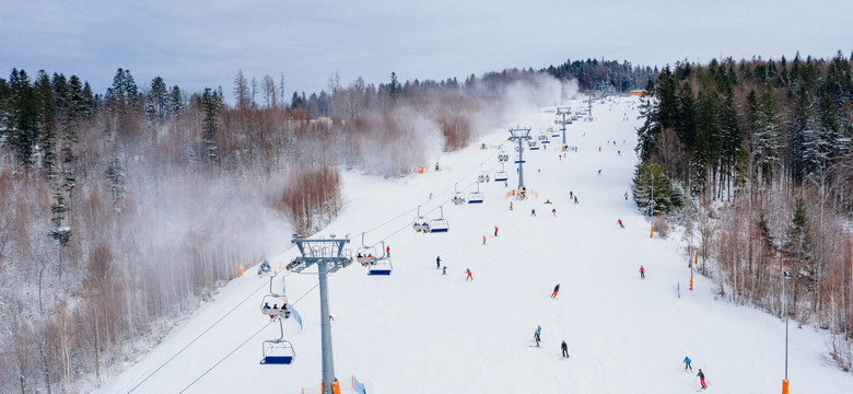 "Otwieramy się 1 lutego". Właściciele stacji narciarskich w Wiśle idą na wojnę z rządem